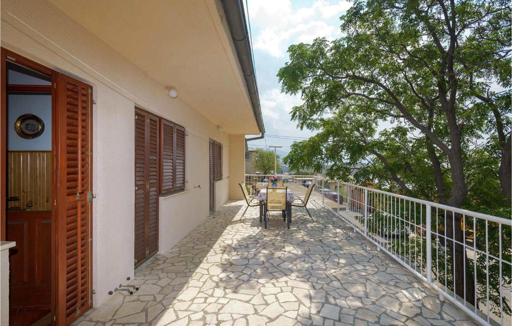 3 Bedroom Beautiful Apartment In Senj Zengg Kültér fotó